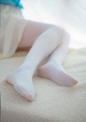 放荡护士系列2_十万网红美女美酱