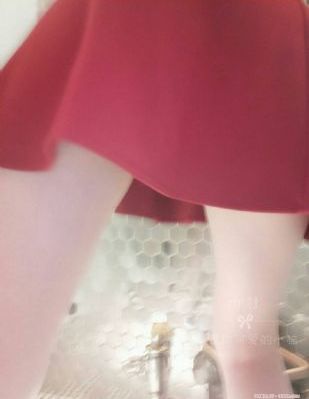 小丹慢慢张开双腿淑芬_720手机在线观看